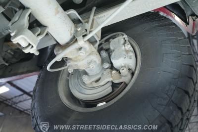 2004 Chevrolet Suburban 2500 4X4