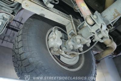 2004 Chevrolet Suburban 2500 4X4