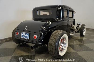 1930 Ford 5-Window