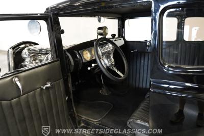 1930 Ford 5-Window