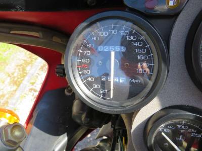 2000 Ducati 916 CARL FOGARTY REPLICA