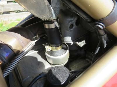 2000 Ducati 916 CARL FOGARTY REPLICA