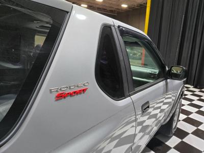 2002 Isuzu Rodeo Sport