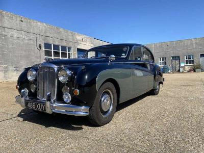 1960 Jaguar MK IX 3.8 LITRE