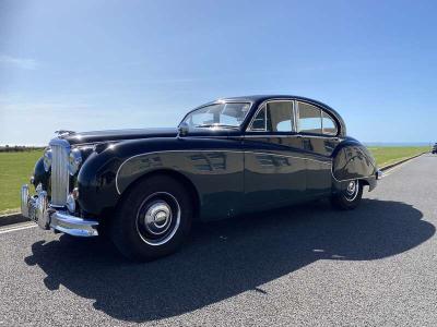 1960 Jaguar MK IX 3.8 LITRE