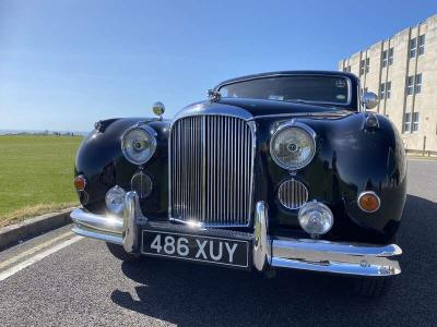 1960 Jaguar MK IX 3.8 LITRE