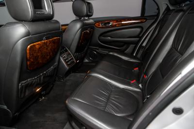 2005 Jaguar XJ SUPER V8