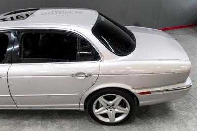 2005 Jaguar XJ SUPER V8