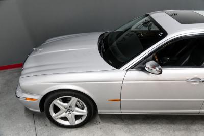 2005 Jaguar XJ SUPER V8