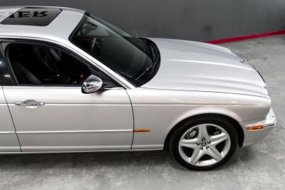 2005 Jaguar XJ SUPER V8