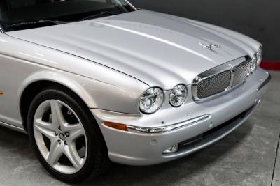 2005 Jaguar XJ SUPER V8