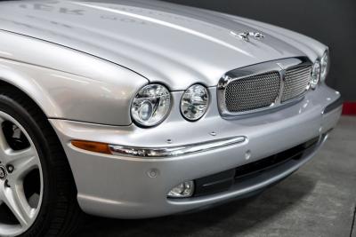 2005 Jaguar XJ SUPER V8
