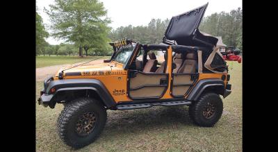 2012 Jeep WRANGLER UNLIMITED SPORT