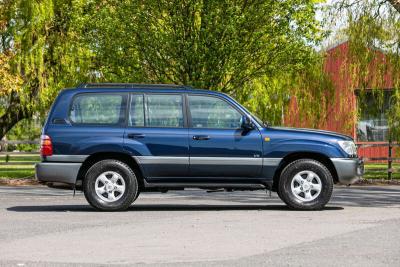 2000 Toyota LAND CRUISER AMAZON