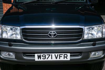 2000 Toyota LAND CRUISER AMAZON