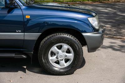 2000 Toyota LAND CRUISER AMAZON