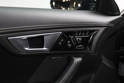 2014 Jaguar F-Type R
