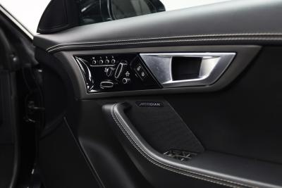 2014 Jaguar F-Type R