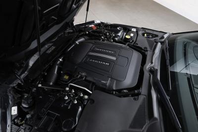 2014 Jaguar F-Type R