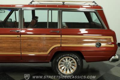 1985 Jeep Grand Wagoneer