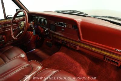 1985 Jeep Grand Wagoneer