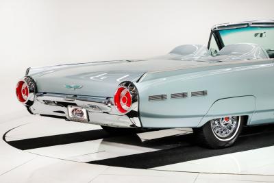 1962 Ford Thunderbird