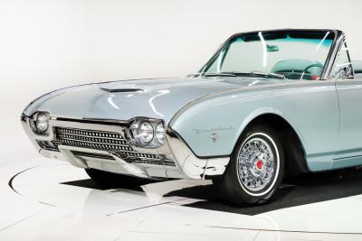 1962 Ford Thunderbird