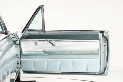 1962 Ford Thunderbird