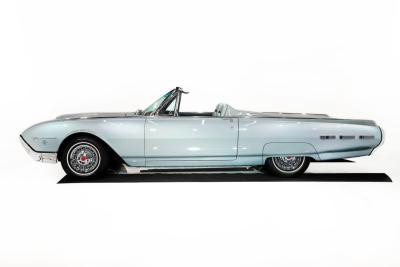 1962 Ford Thunderbird