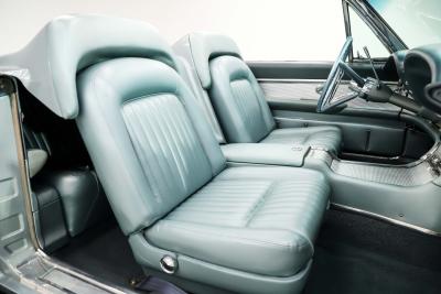 1962 Ford Thunderbird