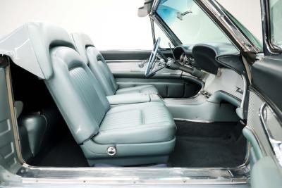 1962 Ford Thunderbird