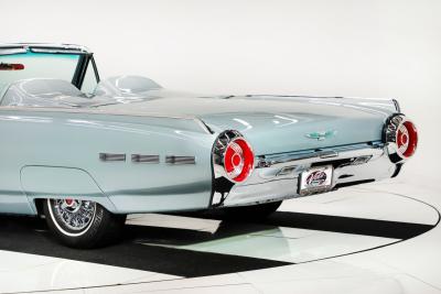 1962 Ford Thunderbird