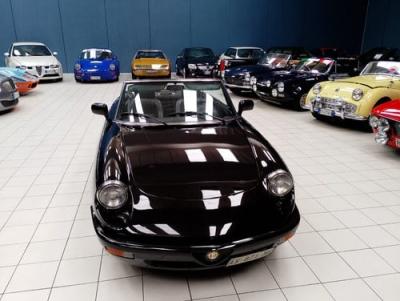 1993 Alfa Romeo Spider (Duetto)