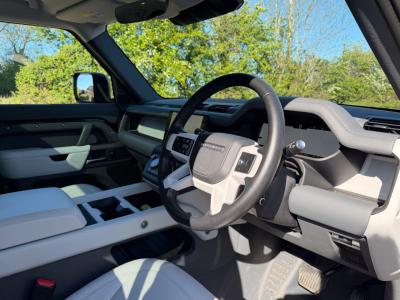 2024 Land Rover 3.0 D350 MHEV X-Dynamic HSE Auto 4WD Euro 6 (s/s) 5dr