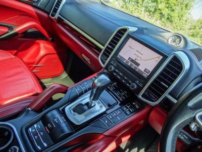 2017 Porsche 3.0 V6 E-Hybrid S Platinum Edition TiptronicS 4WD Euro 6 (s/s) 5dr