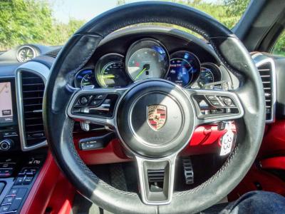 2017 Porsche 3.0 V6 E-Hybrid S Platinum Edition TiptronicS 4WD Euro 6 (s/s) 5dr