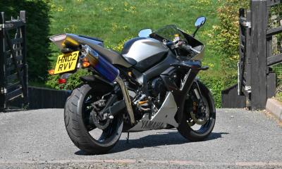 2002 Yamaha YZF-R1