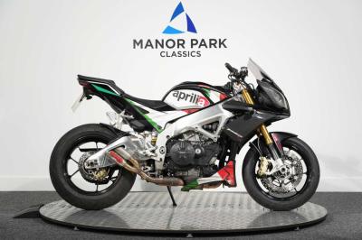 2011 Aprilia Tuono V4R APRC