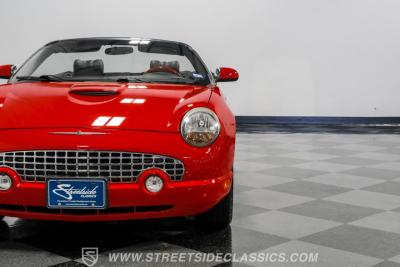 2003 Ford Thunderbird