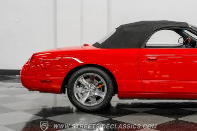 2003 Ford Thunderbird