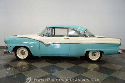 1955 Ford Victoria