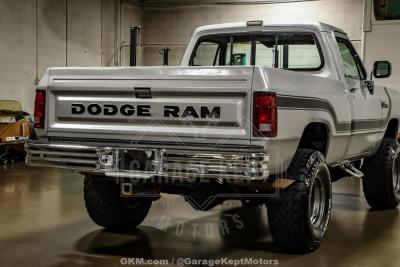 1986 Dodge RAM 100