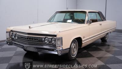1967 Chrysler Imperial Crown