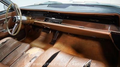 1967 Chrysler Imperial Crown