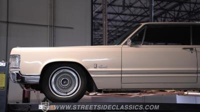 1967 Chrysler Imperial Crown