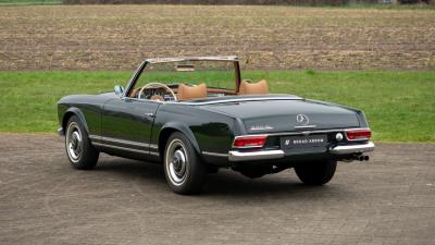 1964 Mercedes - Benz 230 SL