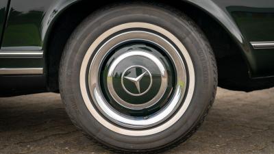 1964 Mercedes - Benz 230 SL