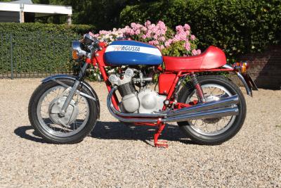 1971 MV Agusta 750 S &ldquo;The hand-built Superbike&rdquo;