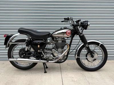 1959 BSA DBD34 GOLD STAR
