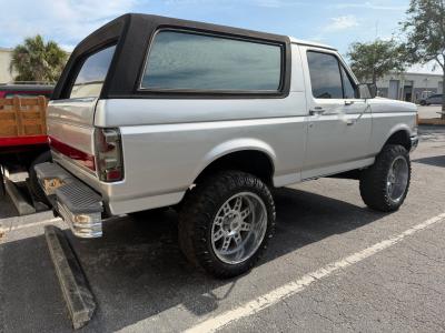 1990 Ford Bronco XLT 4X4